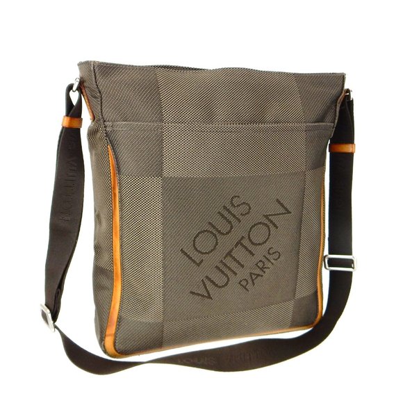 LOUIS VUITTON Compagnon Damier Geant Sable Messenger Shoulder Bag - Picture 13 of 13